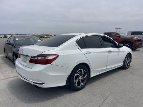 Used 2017 Honda Accord LX image 2