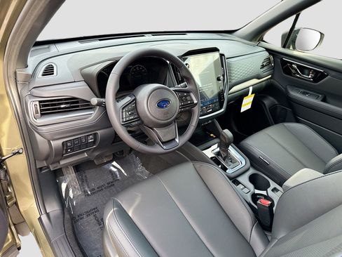 Used 2025 Subaru Forester Limited image 26