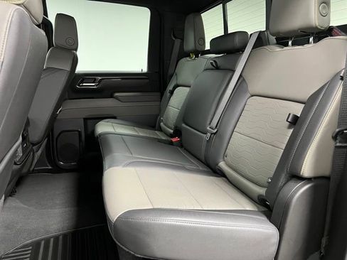 Used 2024 Chevrolet Silverado 2500 ZR2 w/ Technology Package image 49