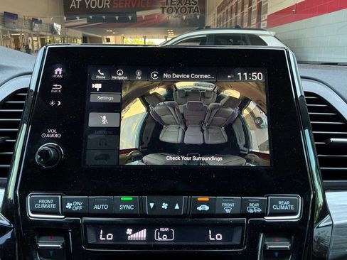 Used 2023 Honda Odyssey Elite image 47