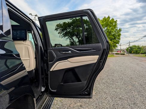 Used 2021 Cadillac Escalade Sport w/ Driver Assist Tech Package AWD/4WD image 12