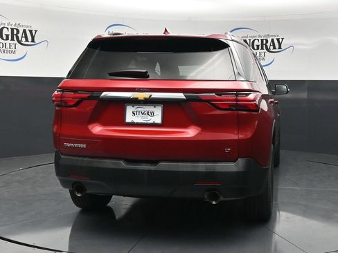 Certified 2023 Chevrolet Traverse LT FWD image 8