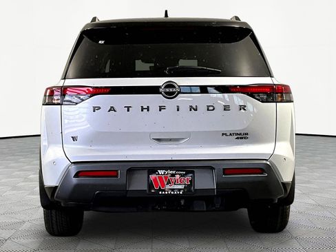 New 2026 Nissan Pathfinder Platinum AWD/4WD image 9