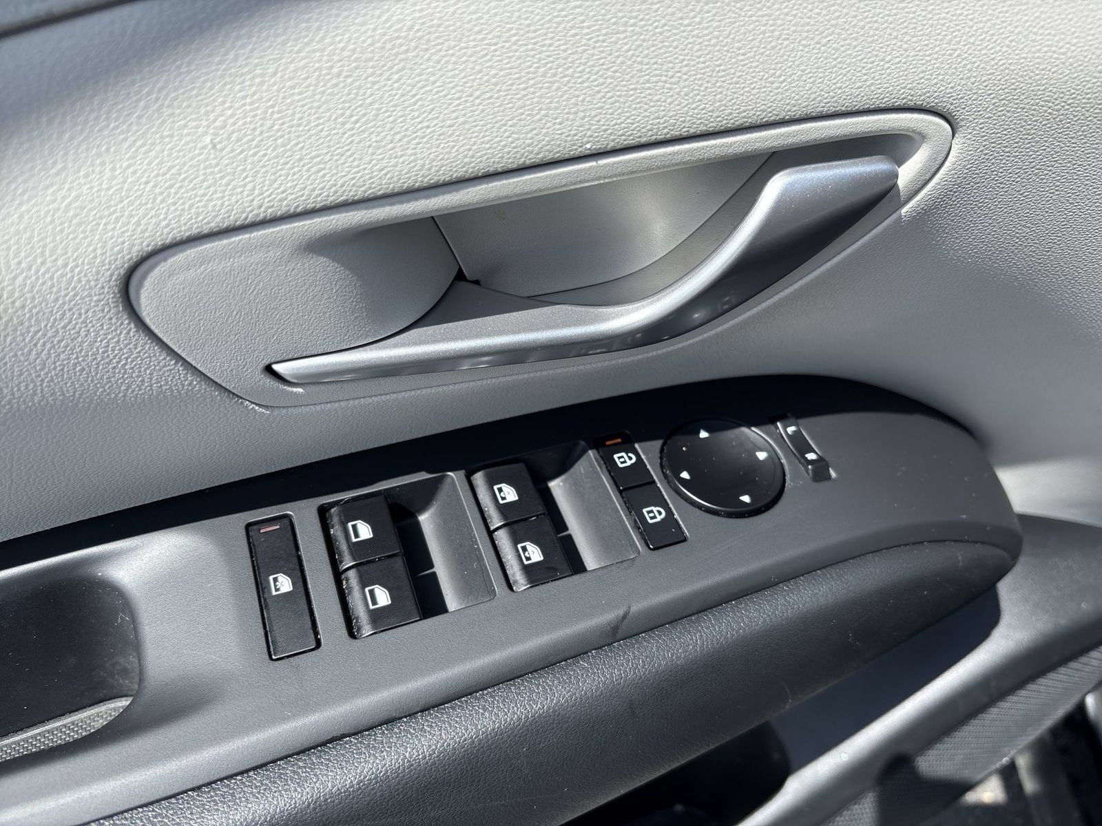 Certified 2025 Hyundai Tucson SEL AWD/4WD image 13