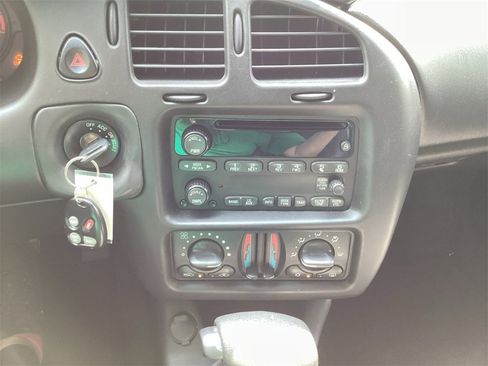 Used 2004 Chevrolet Monte Carlo SS w/ Preferred Equipment Group image 18