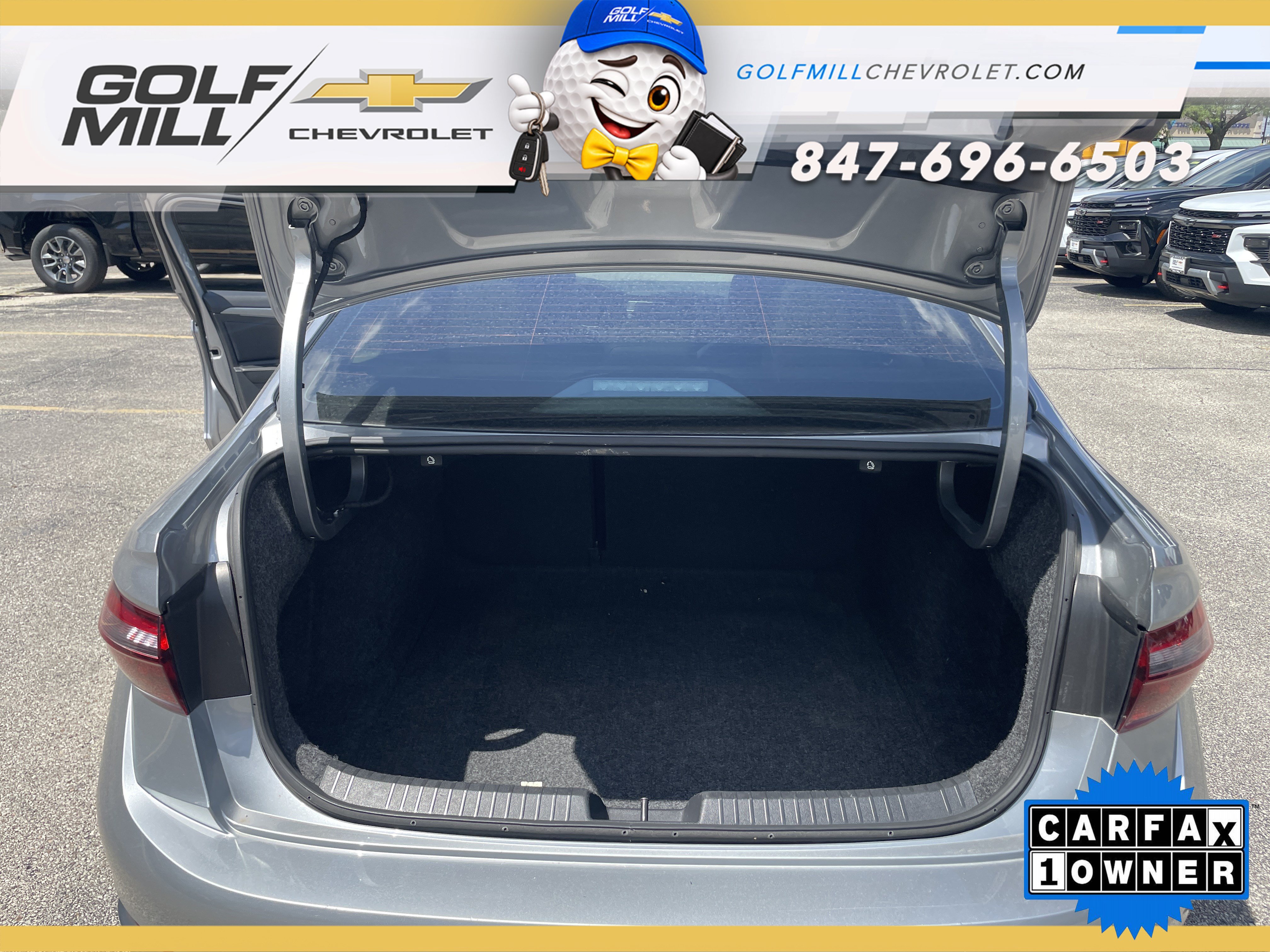 Used 2024 Volkswagen Jetta SE FWD image 12