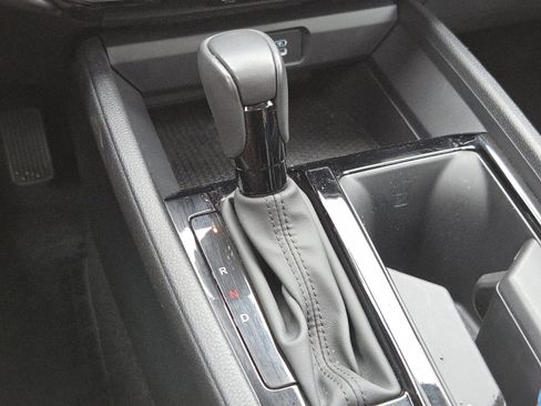 Used 2024 Honda Accord EX-L image 30