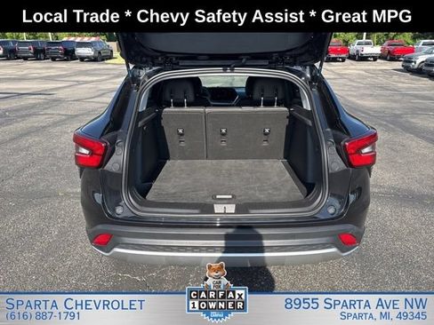 Used 2024 Chevrolet Trax LT FWD image 25