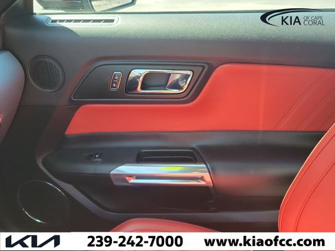 Used 2017 Ford Mustang GT Premium RWD image 25