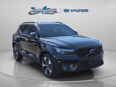 Used 2025 Volvo XC40 B5 Plus