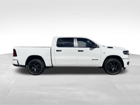 New 2026 RAM 1500 4x4 Crew Cab image 4
