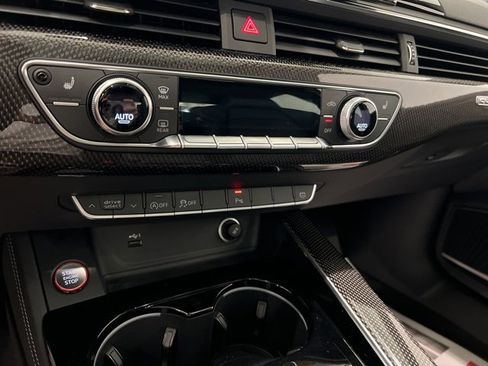 Used 2024 Audi S4 Premium Plus w/ Premium Plus Package image 32