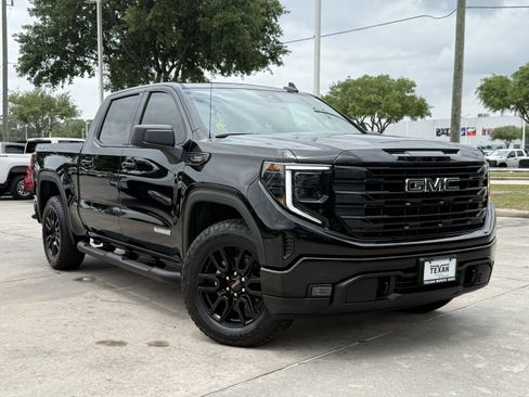 Certified 2026 GMC Sierra 1500 Elevation AWD/4WD image 2