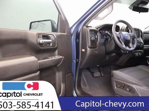 Used 2022 Chevrolet Silverado 1500 Custom image 10