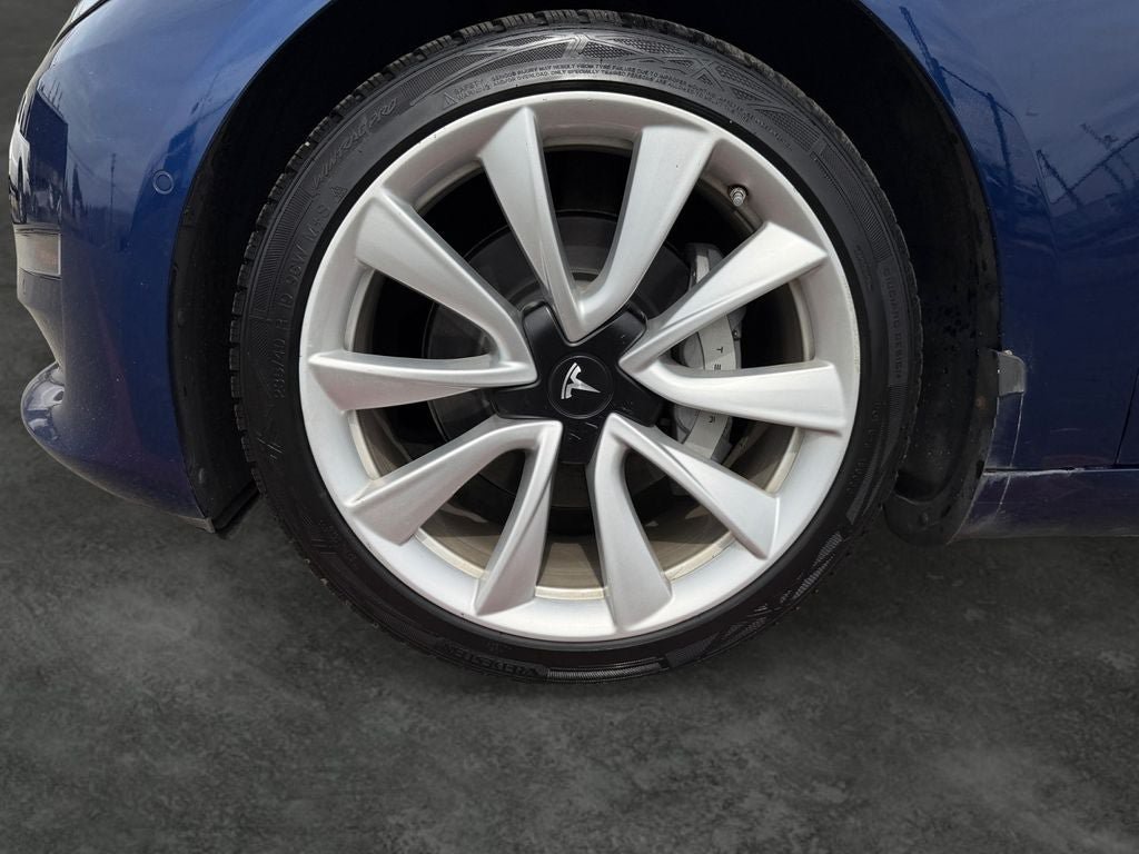 Used 2018 Tesla Model 3 Long Range AWD/4WD image 4
