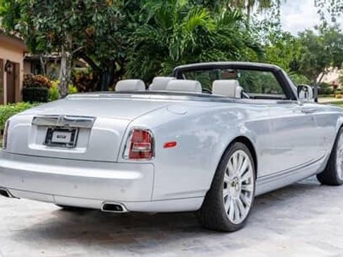 Used 2014 Rolls-Royce Phantom Drophead Coupe image 4