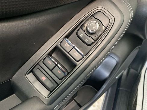 Used 2021 Subaru Forester Touring image 11