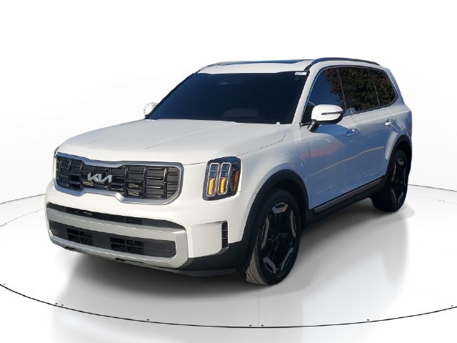 Certified 2024 Kia Telluride S w/ S Sunroof Package AWD/4WD image 2