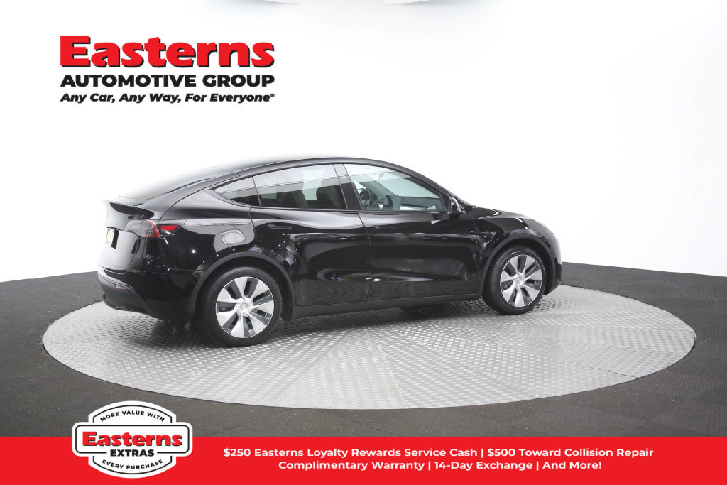 Used 2023 Tesla Model Y Long Range AWD/4WD image 42