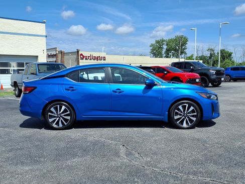 Used 2024 Nissan Sentra SV w/ SV Premium Package FWD image 20