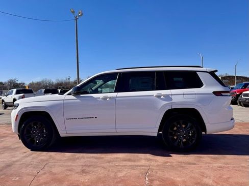 New 2026 Jeep Grand Cherokee L Limited AWD/4WD image 8