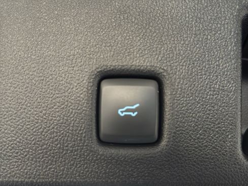 Used 2025 Ford Escape Platinum image 20