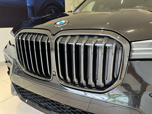 Used 2022 BMW X7 xDrive40i AWD/4WD image 15