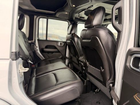 Used 2024 Jeep Wrangler Unlimited Sahara w/ Dual Top Group image 30