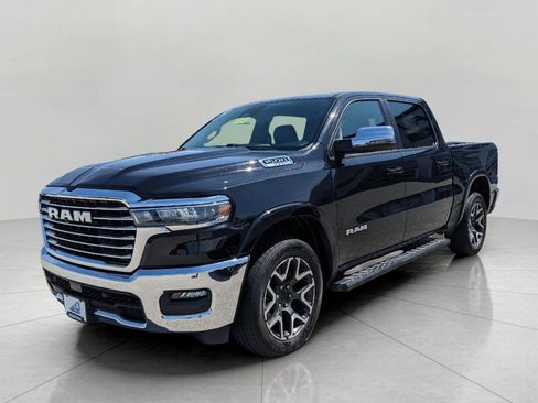 Used 2025 RAM 1500 Laramie AWD/4WD image 6