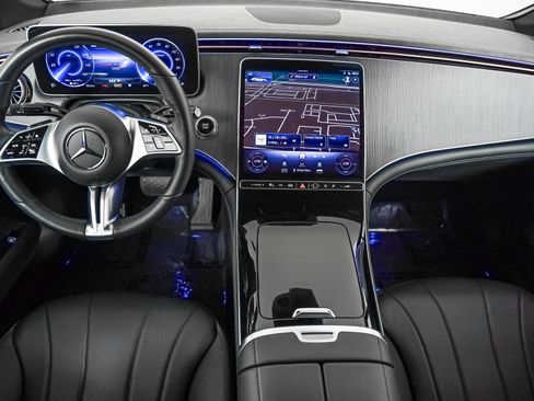 Certified 2023 Mercedes-Benz EQE 350+ 4MATIC Sedan w/ Exclusive Trim Package image 8