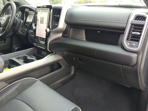 Used 2024 RAM 3500 Laramie w/ Night Edition image 33