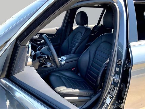 Used 2018 Mercedes-Benz GLC 300 image 7