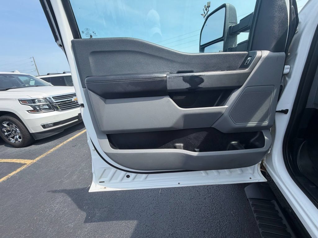 Used 2023 Ford F250 XL w/ STX Appearance Package AWD/4WD image 10