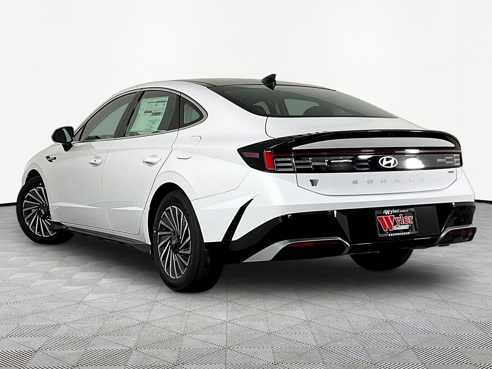 New 2026 Hyundai Sonata SEL FWD image 4