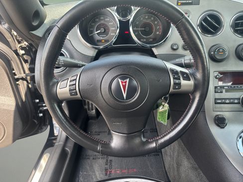 Used 2007 Pontiac Solstice GXP w/ Premium Package RWD image 10