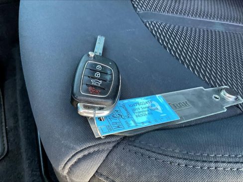 Used 2019 Hyundai Sonata SE image 18