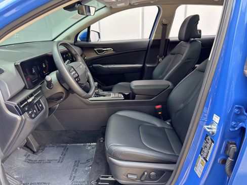 Used 2026 Kia Sportage EX w/ EX Panorama Roof Package FWD image 16