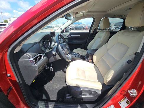 Used 2019 MAZDA CX-5 Touring FWD image 3