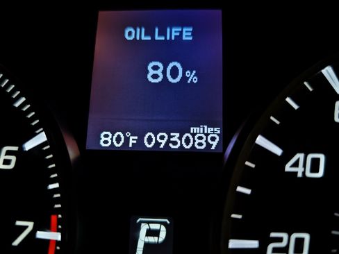 Used 2016 Acura RDX AWD w/ Technology Package image 2