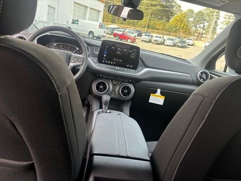 New 2026 Chevrolet Blazer LT FWD image 17
