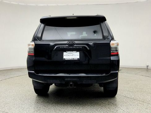 Used 2021 Toyota 4Runner SR5 Premium w/ Moonroof Package AWD/4WD image 6