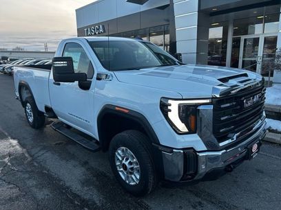 New 2025 GMC Sierra 2500 Pro w/ 1SA Pro Safety Plus Package