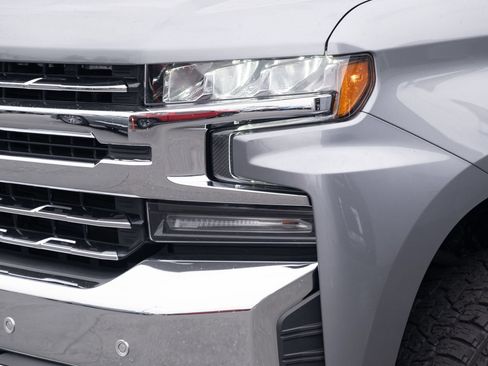 Used 2019 Chevrolet Silverado 1500 LTZ w/ LTZ Premium Package AWD/4WD image 24