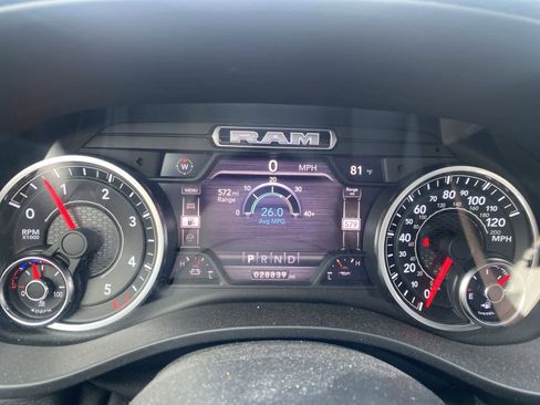 Used 2021 RAM 1500 Big Horn RWD image 13