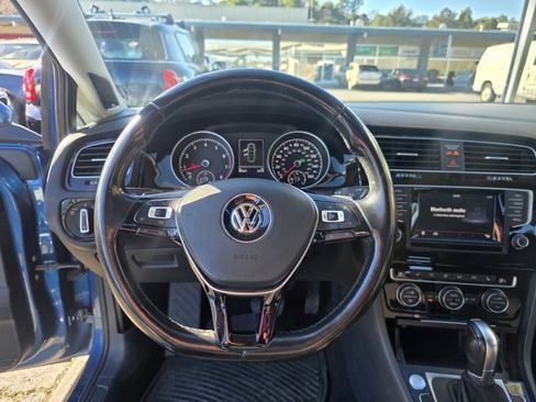 Used 2015 Volkswagen Golf SEL image 17