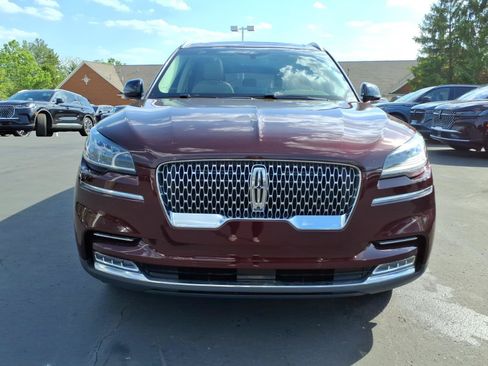 Used 2021 Lincoln Aviator Reserve w/ Elements Package Plus AWD/4WD image 2