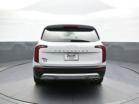 Certified 2022 Kia Telluride EX w/ EX Premium Package AWD/4WD image 7