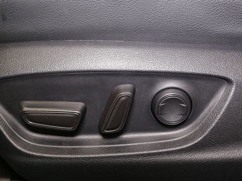 Used 2024 Toyota Camry SE image 44