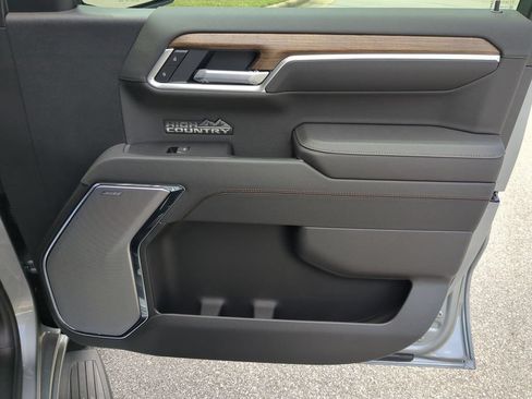 New 2026 Chevrolet Silverado 1500 High Country w/ High Country Premium Package AWD/4WD image 34