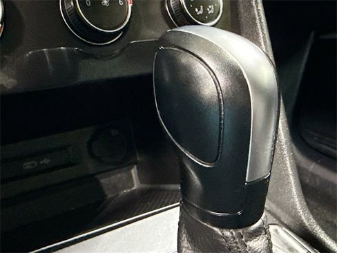 Used 2021 Volkswagen Tiguan S image 18